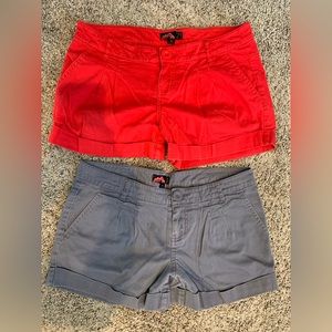 2 For 1!! Med Rue21 Shorts